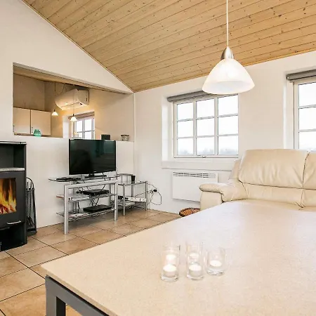 Four-bedroom In Ulfborg 7 Feriehus *